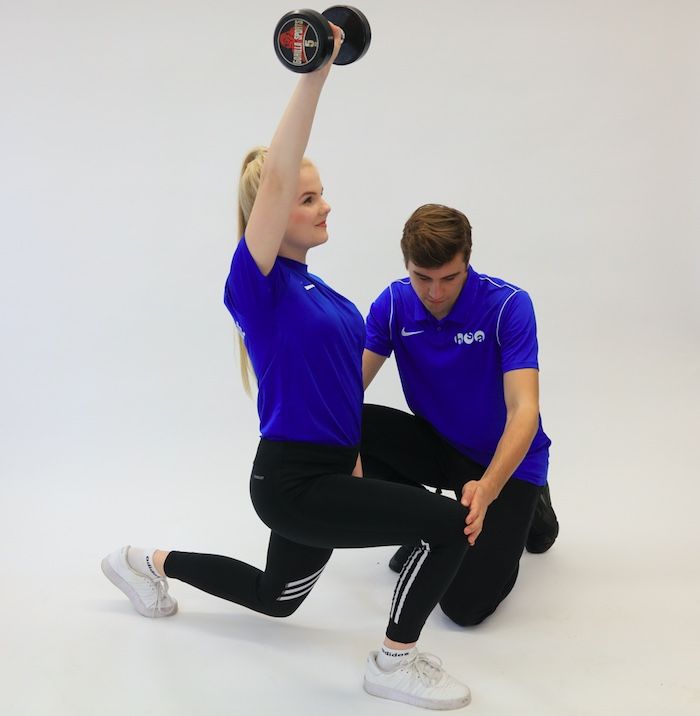 sport richtige stellung genaues hinsehen